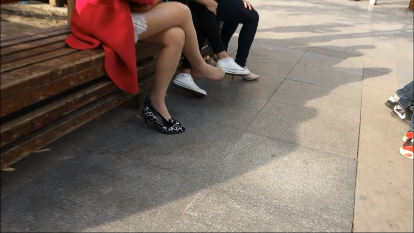 streetsnapnylon[00 00 06][20181203 221252 4]